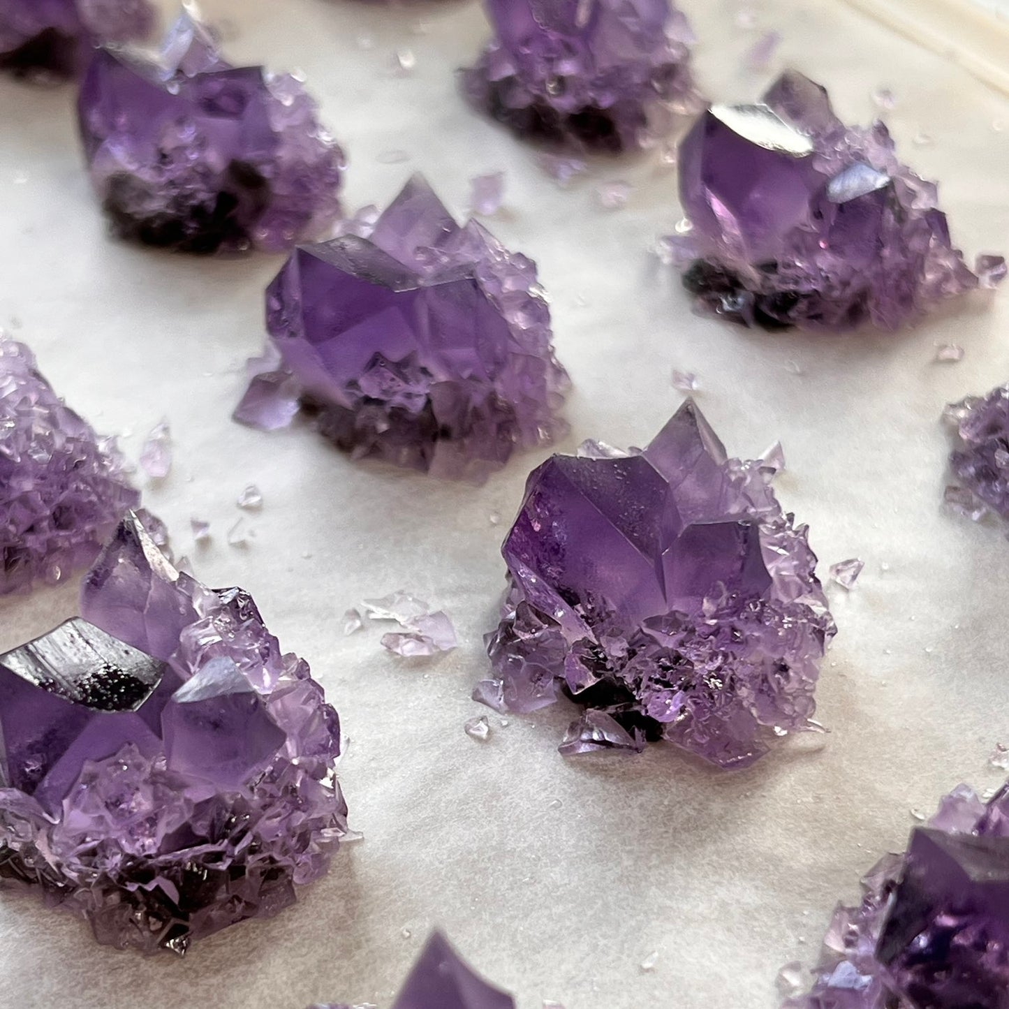 より鉱物なこうぶつヲカシ