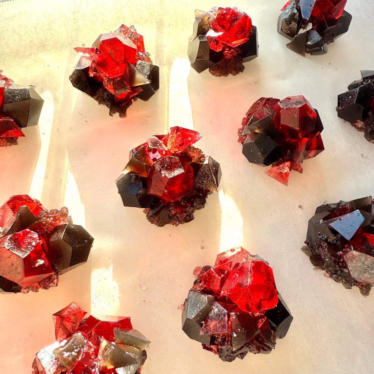 より鉱物なこうぶつヲカシ