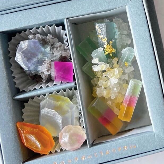 公式】ハラペコラボ こうぶつヲカシ(琥珀糖)、宝石のカッサータ 公式】ハラペコラボ こうぶつヲカシ(琥珀糖)、宝石のカッサータ